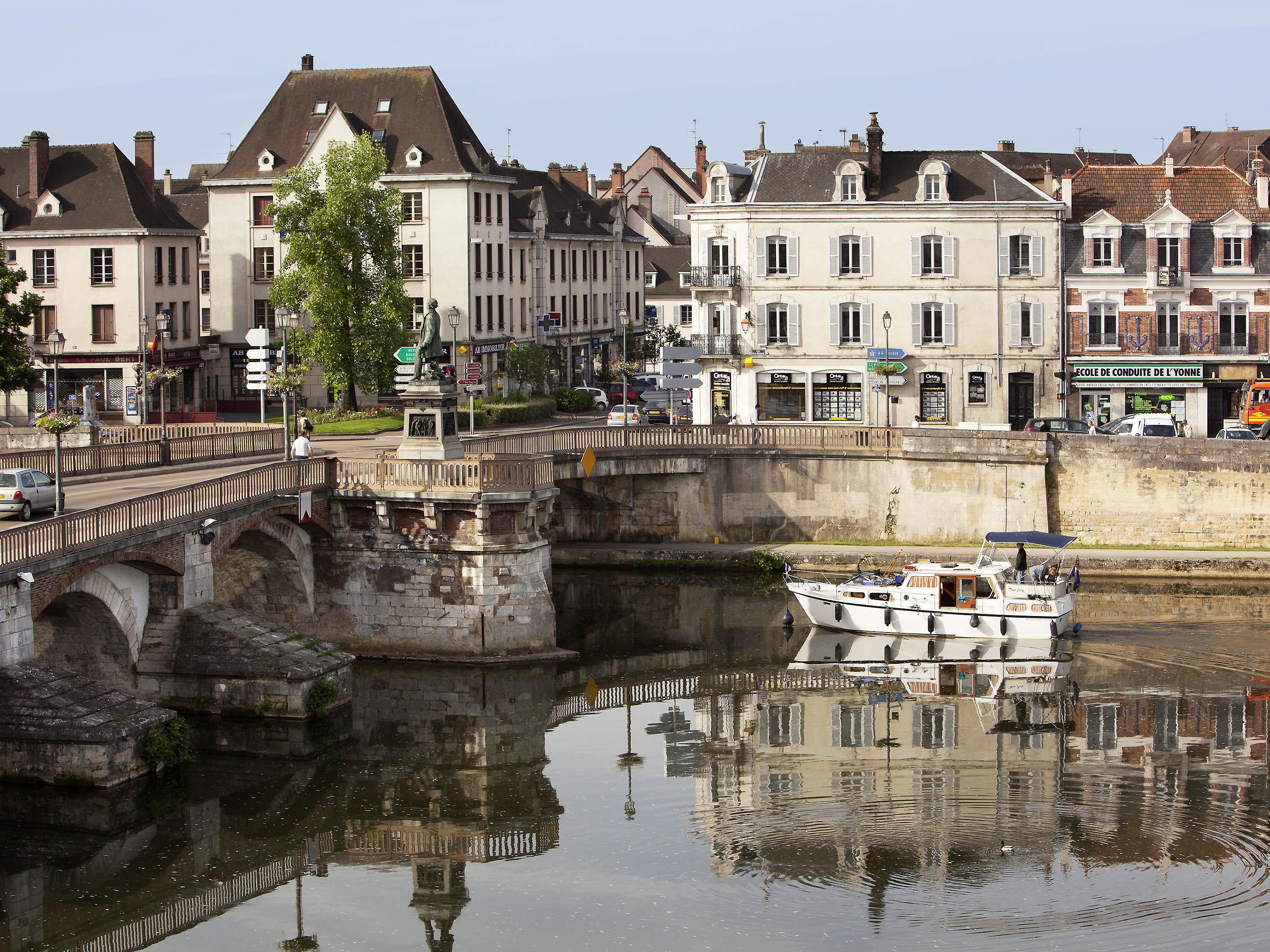 Hotel Ibis Styles Auxerre Nord Exteriér fotografie